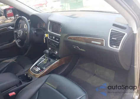 2016 Audi Q5 Premium z USA, uszkodzony, nr VIN WA1C2AFP5GA051381